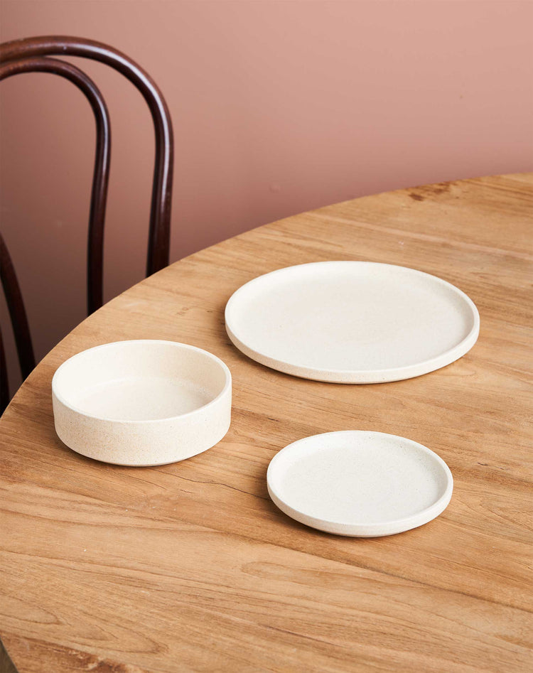 Classic Platform Dinner Set